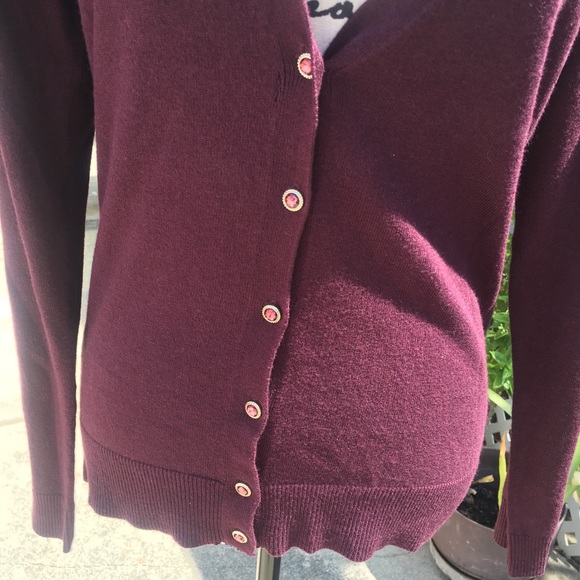 BNWT NY&Co Jeweled V-Neck Chelsea Cardigan - Picture 5 of 7